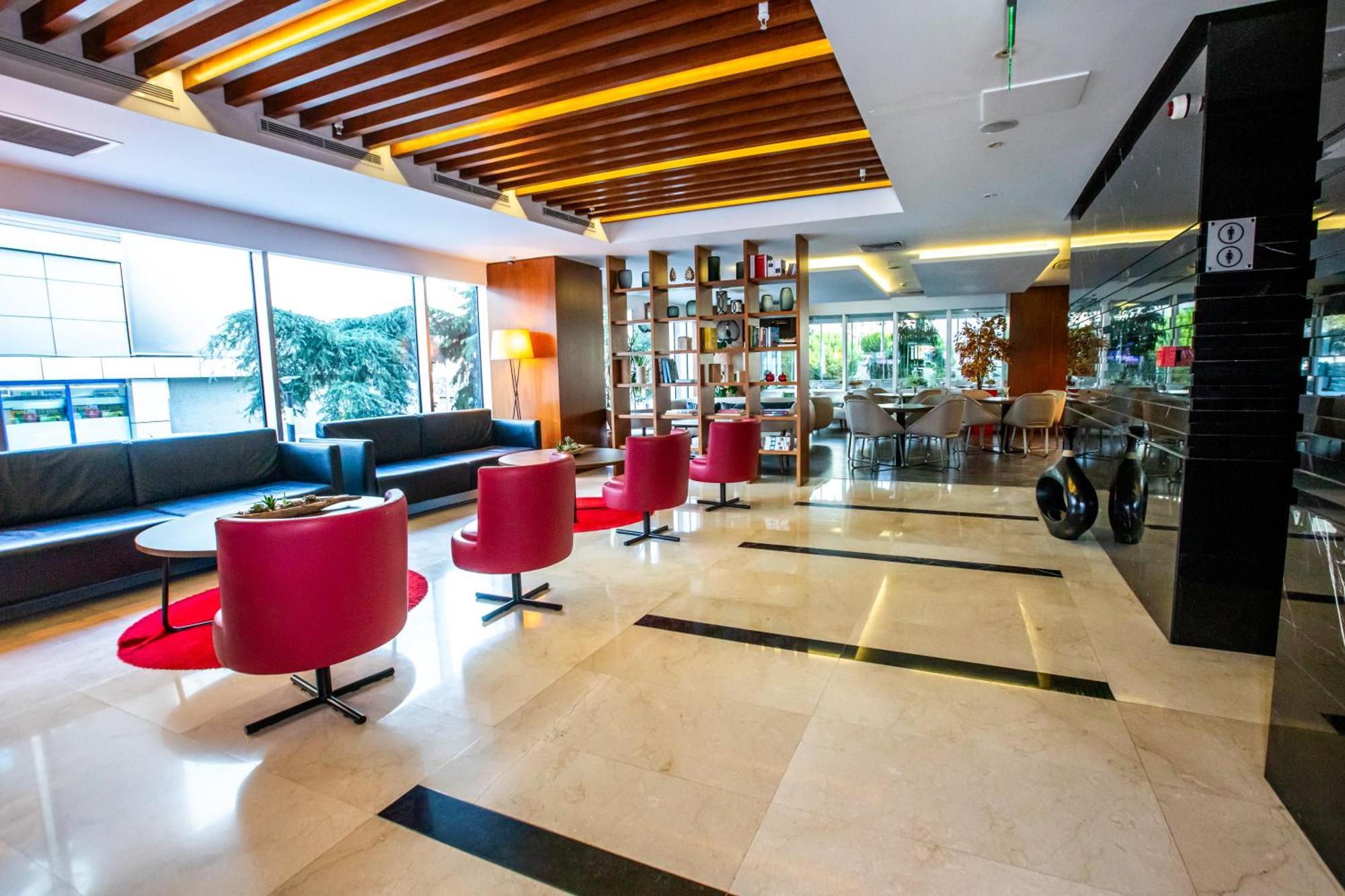Ramada Encore Istanbul Kartal Esterno foto