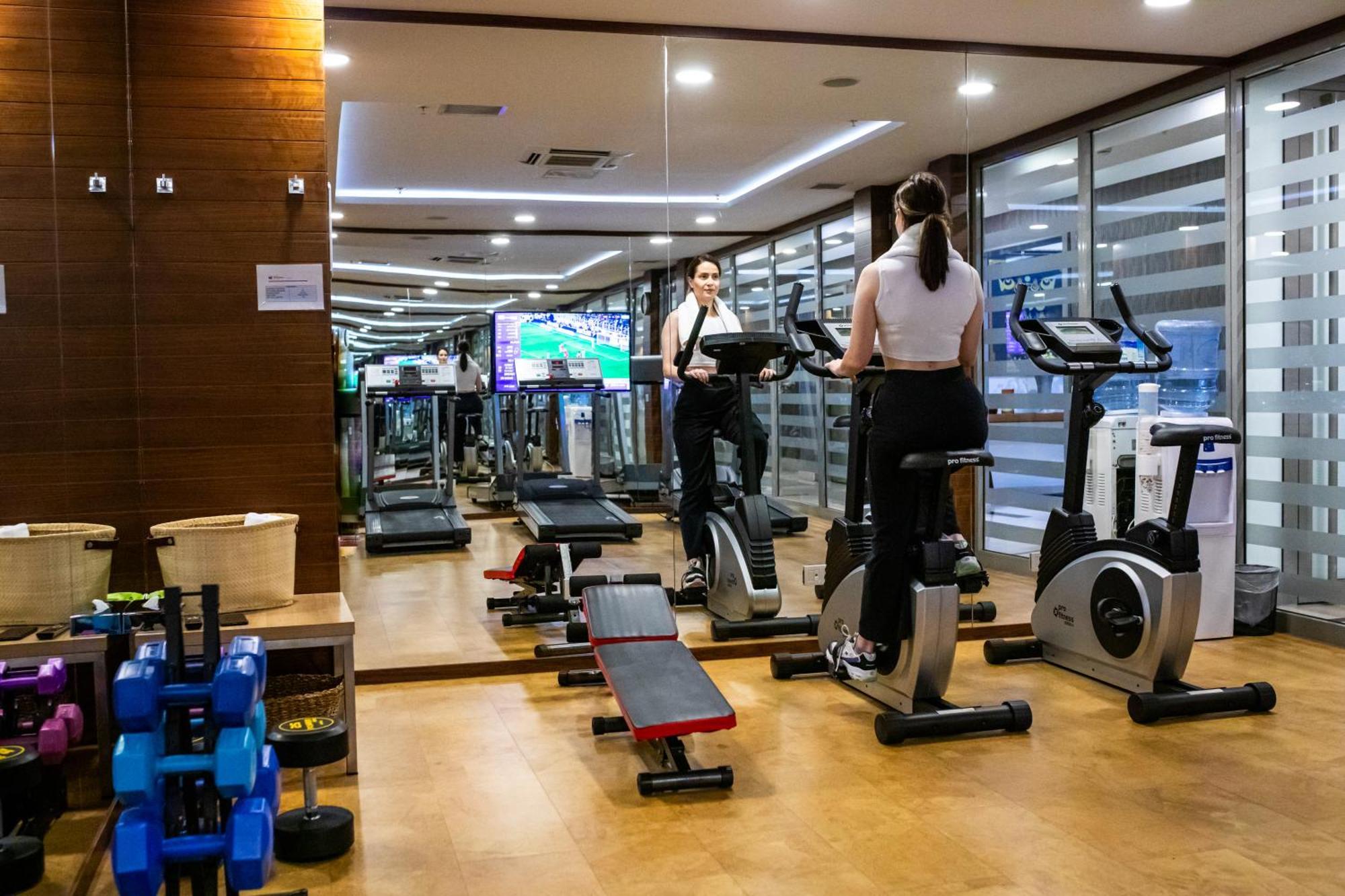Ramada Encore Istanbul Kartal Esterno foto