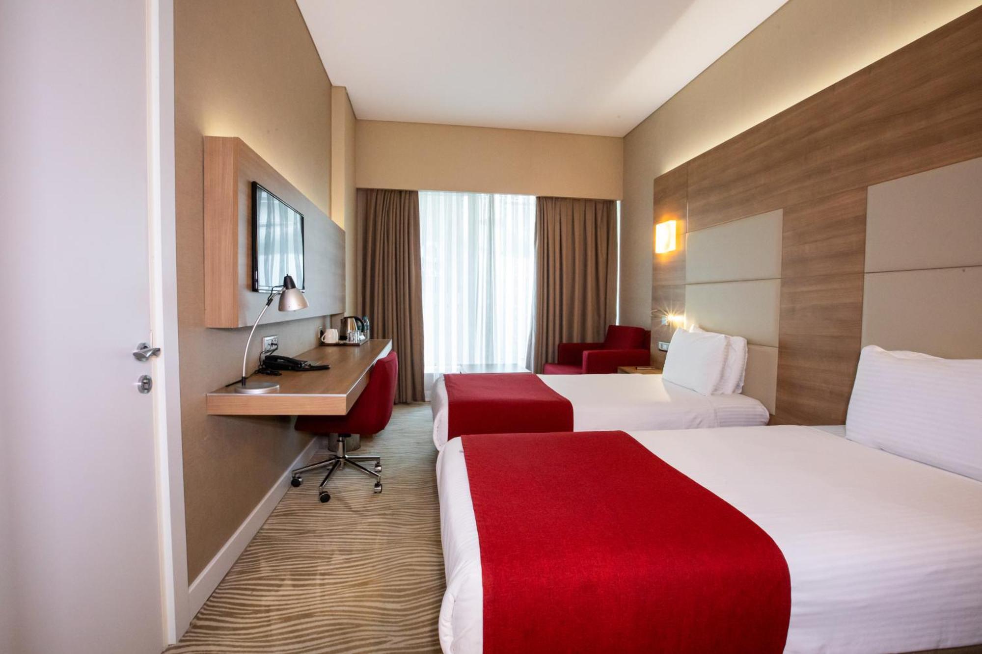 Ramada Encore Istanbul Kartal Esterno foto