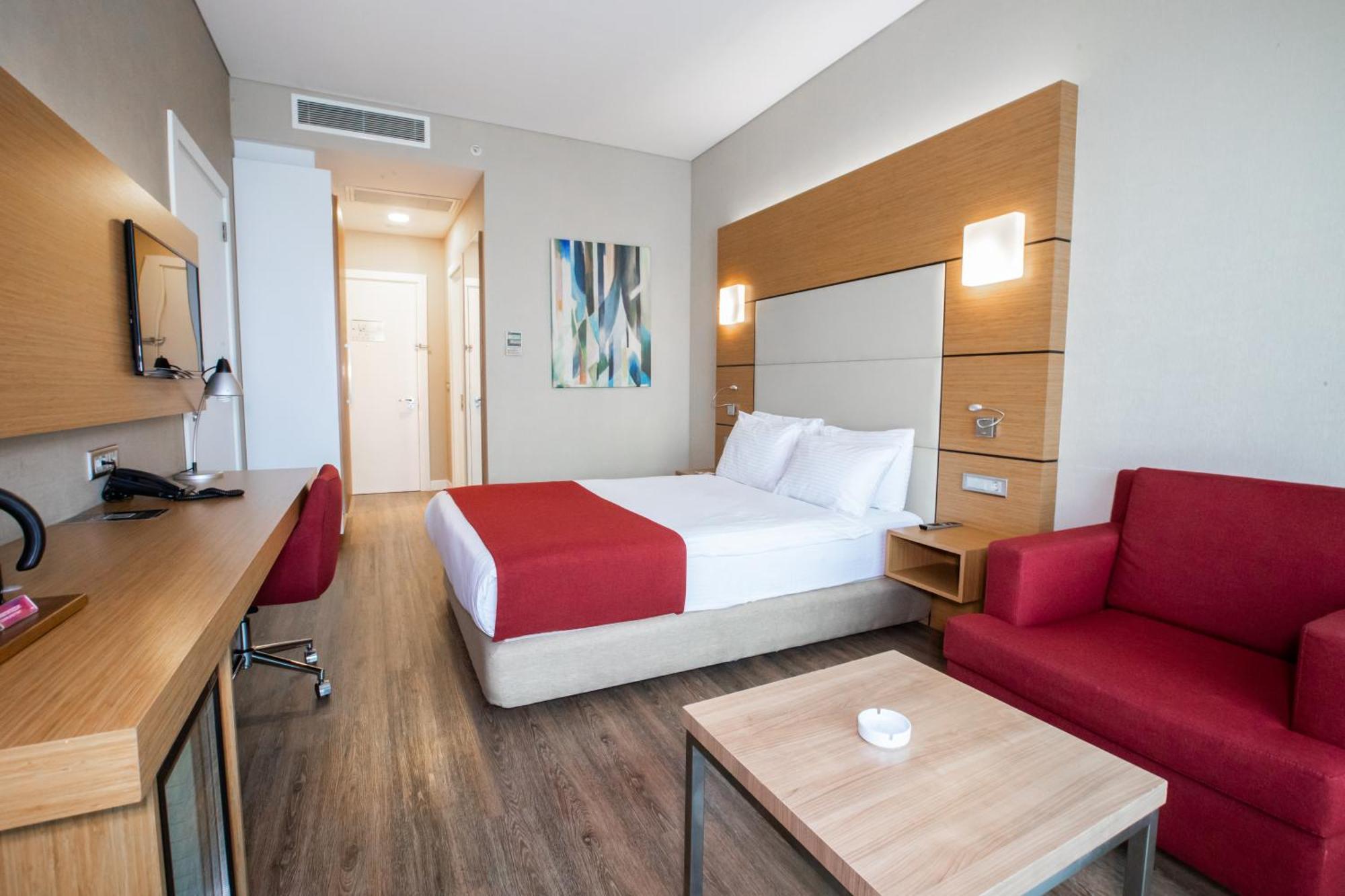 Ramada Encore Istanbul Kartal Esterno foto