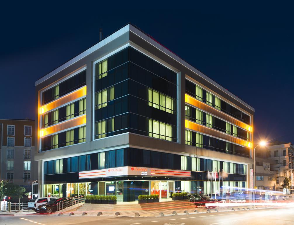 Ramada Encore Istanbul Kartal Esterno foto